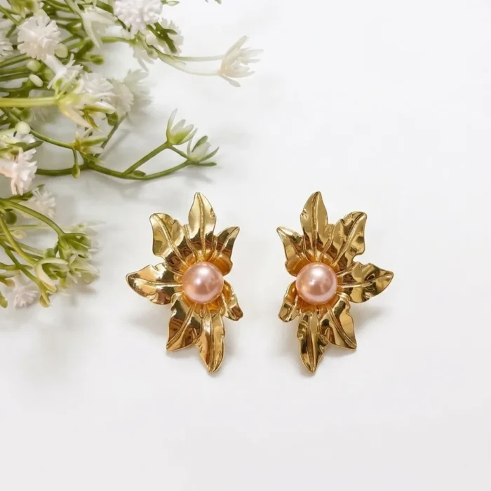 Leafy pearl  Earrings