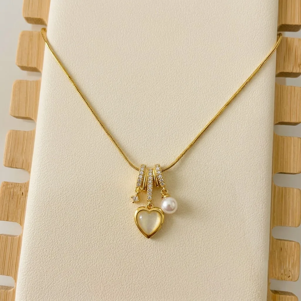 Amore Pearl Heart Pendant - Image 2
