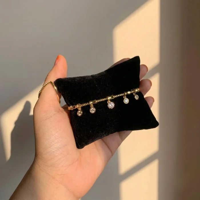 Solitaire Charm Gold Bracelet